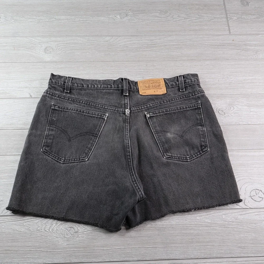 Levis levi 550